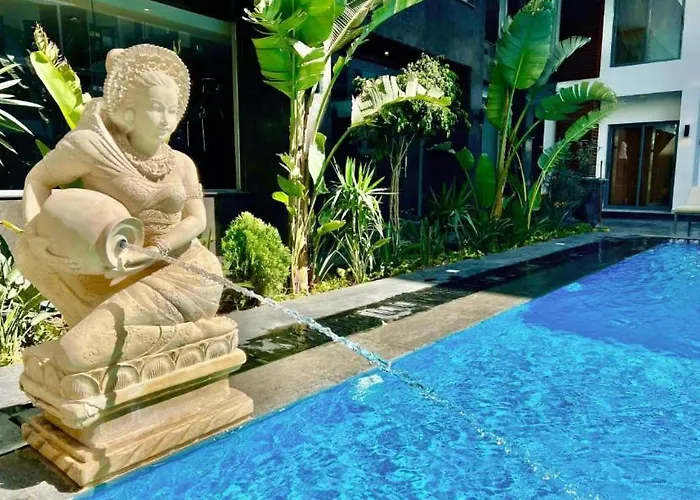 Imperial Pool View *