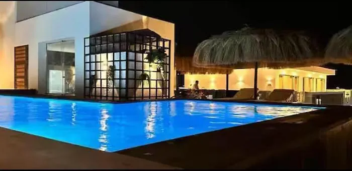 Imperial Pool View *