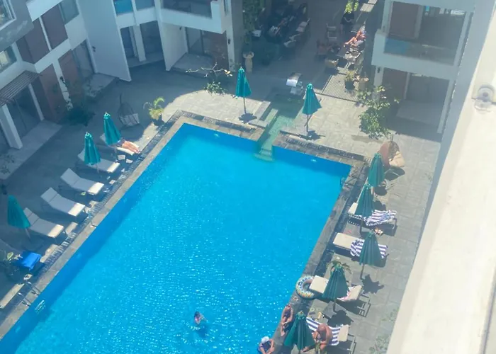 Imperial Pool View شقة