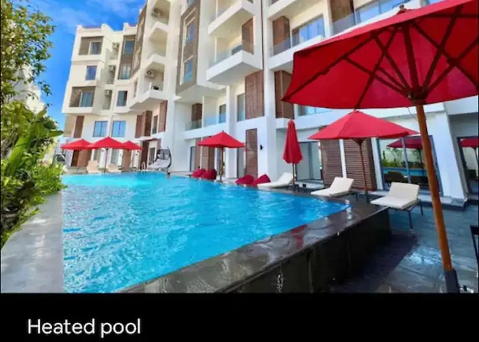 Imperial Pool View *